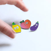 ピンバッジ　レモン