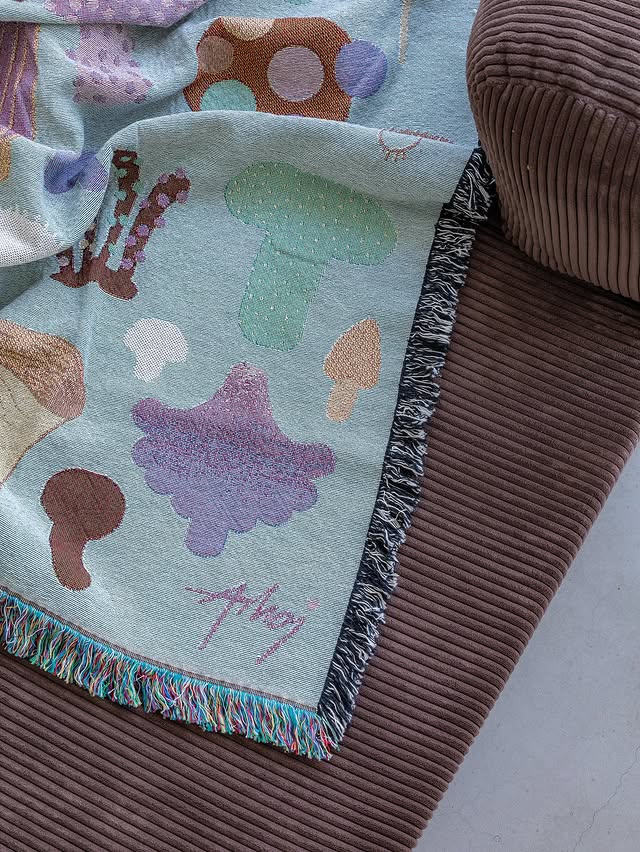 Throw blanket Fungy