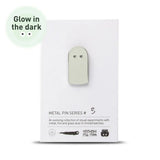 ピンバッジ　Glowing Ghost Light