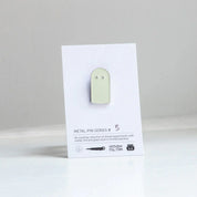 ピンバッジ　Glowing Ghost Light