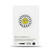 Pin Badge: Daisy