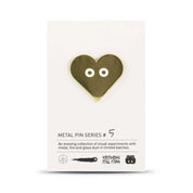 Pin badge, gold heart
